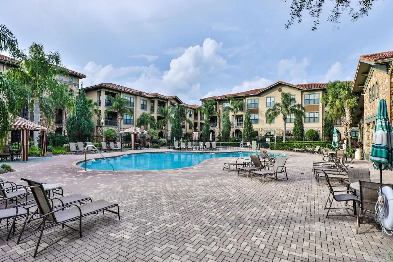 Ground Floor Condo, No Carpet, Close To Community Pools, Fitness Room, 9 Miles To Disney World 达文波特